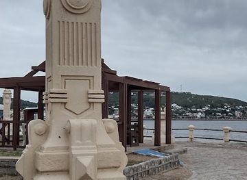 uruguay/piriapolis/landmark/monumento-al-obrero