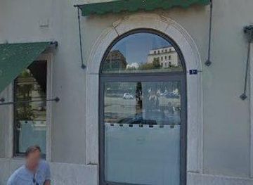 slovenia/piran/landmark/piazza-guglielmo-oberdan-1