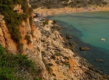 malta/ghajn-tuffieha-bay/landmark/ghajn-tuffieha-bus-terminus