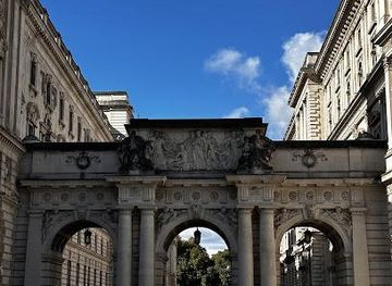 united-kingdom/windsor/landmark/king-charles-street