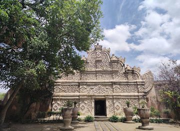 indonesia/yogyakarta/landmark/taman-sari