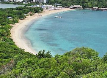 antigua-and-barbuda/dickenson-bay/landmark/fort-barrington