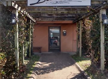 arkansas/russellville/landmark/la-villa