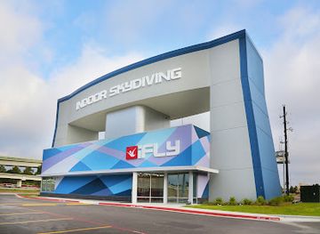 texas/the-woodlands/landmark/ifly-indoor-skydiving-houston-woodlands