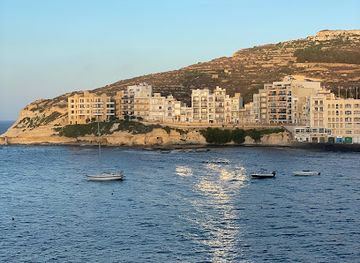 malta/marsalforn-bay/landmark/otters-bistro-lounge