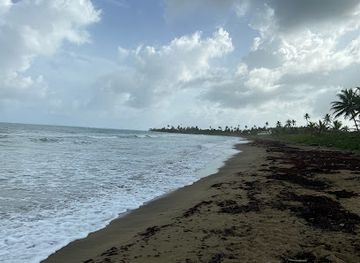 puerto-rico/guayama/landmark/playa-pozuelo-limones-guayama