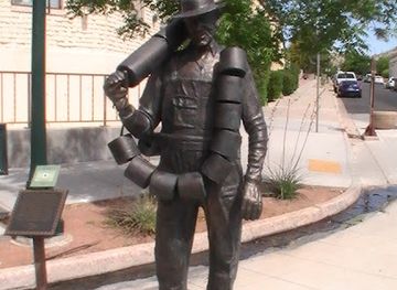 nevada/hoover-dam/landmark/alabam-statue-hoover-dam-hero