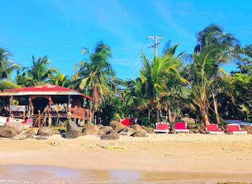 nicaragua/corn-islands/landmark/beach-bar-por-ahi