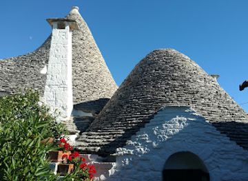 italy/apulia/landmark/charming-trulli-charming-tours