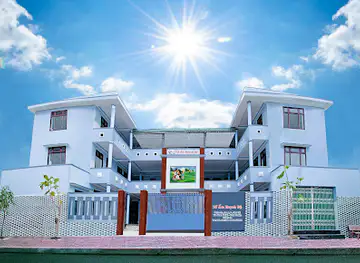 Tổ Ấm Huynh Đệ