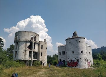 bosnia-and-herzegovina/bosnia/landmark/bistrik-tower