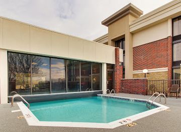 missouri/poplar-bluff/landmark/drury-inn-suites-poplar-bluff