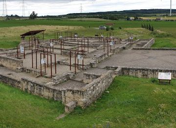 austria/neusiedler-see/landmark/imperial-villa-bruckneudorf