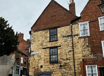 united-kingdom/lincolnshire/landmark/medieval-norman-house