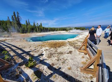 wyoming/yellowstone-national-park/landmark/abyss-pool