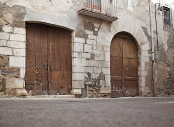 spain/girona/el-mercadal/landmark/sinagoga-puig-del-mercadal