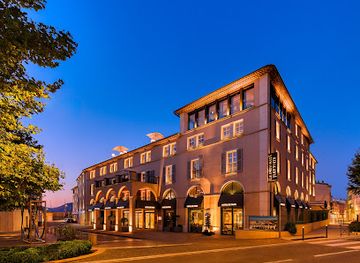 france/saint-tropez/landmark/hotel-de-paris-saint-tropez