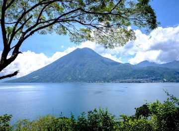 guatemala/panajachel/landmark/reserva-natural-cerro-tzankujil