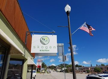 south-dakota/custer/landmark/skogen-kitchen