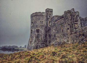 united-kingdom/pembrokeshire-coast-national-park/landmark/carew-castle-tidal-mill