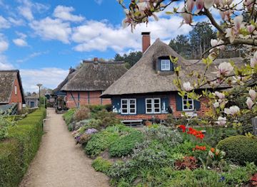 germany/holstein/landmark/old-port-gothmund