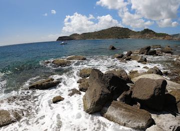 antigua-and-barbuda/saint-philip/landmark/pillars-of-hercules