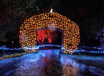 canada/central-canada/landmark/upper-canada-village