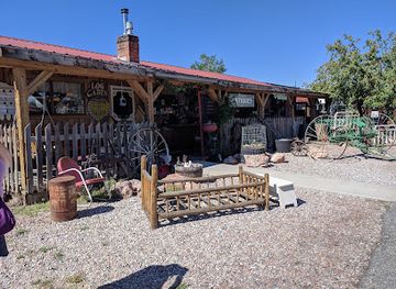 colorado/salida/landmark/old-log-cabin-antiques