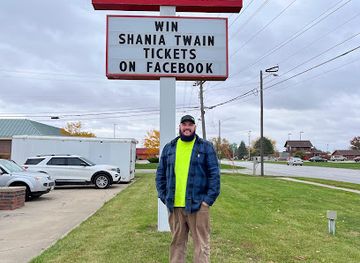 iowa/newton/landmark/newton-classic-car-wash