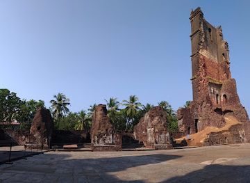 india/goa/landmark/convent-of-santa-monica-and-the-chapel-of-the-weeping-cross