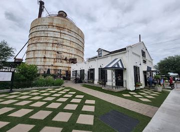 texas/waco/landmark/magnolia-market