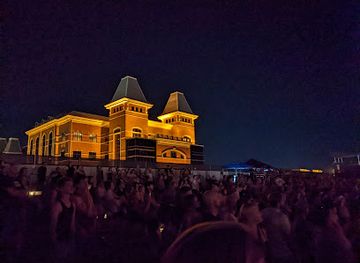 kentucky/newport/landmark/megacorp-pavilion