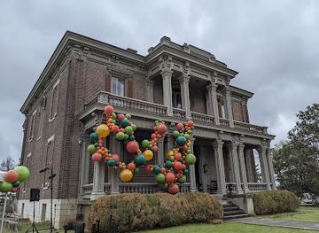 tennessee/nashville/landmark/two-rivers-mansion