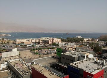 israel/eilat/north-beach/landmark/nightmare-horror-maze