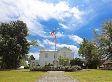 tennessee/knoxville-metropolitan-area/landmark/bleak-house-the-confederate-memorial-hall