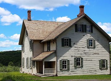 pennsylvania/happy-valley/landmark/eckley-miners-village