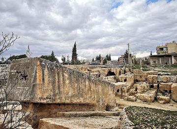 lebanon/baalbek/landmark/sakhrah-al-hamil