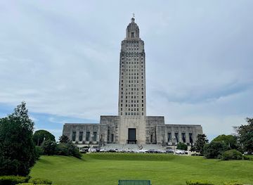 louisiana/acadiana/landmark/louisiana-state-capitol