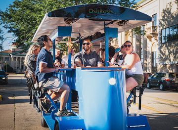 wisconsin/oshkosh/landmark/oshkosh-pedal-trolley