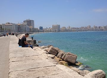 egypt/alexandria/raml-station/landmark/corniche-area-al-qaed-ibrahim