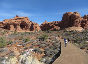 utah/canyonlands/landmark/double-arch