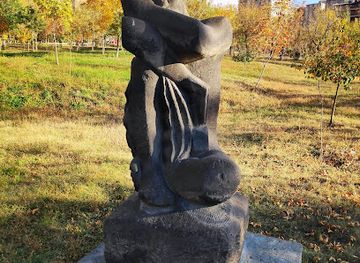 armenia/kotayk/landmark/tatul-krpeyan-park