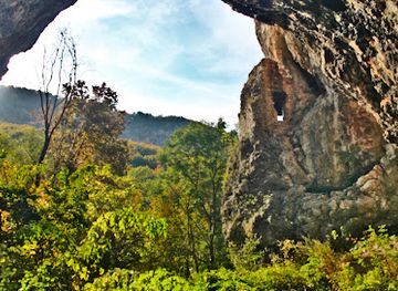 romania/bihor/landmark/pestera-casa-zmeului