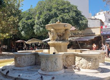 greece/heraklion/landmark/lion-square