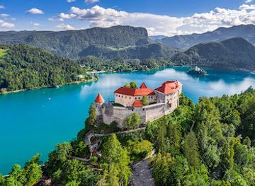 slovenia/littoral/landmark/slovenia-luxury-holidays
