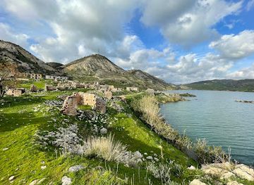 cyprus/adonis-baths-waterfalls/landmark/foinikas-templar-knights-village