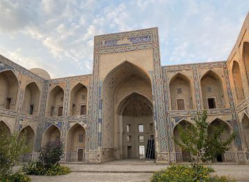 uzbekistan/bukhara/landmark/mir-i-arab-madrasa