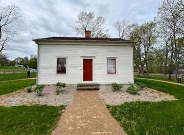 ohio/northeast-ohio/landmark/joseph-and-emma-smith-home