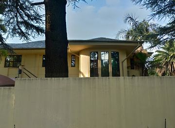 south-africa/johannesburg/landmark/nelson-mandela-houghton-estate