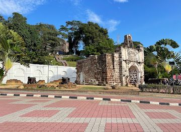 malaysia/peninsular-malaysia/landmark/a-famosa